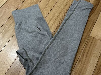 Gymshark Gray with Black Back Logo Leggings Small