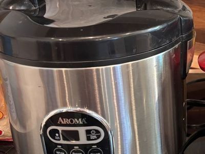 Aroma large capacity rice cooker