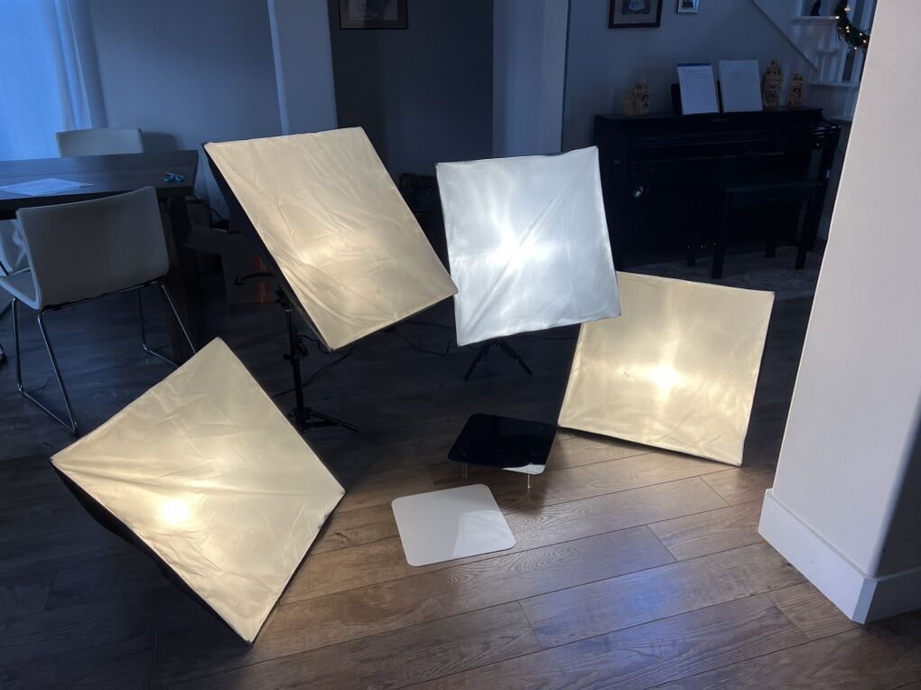 4 24x24 fotodiox foldable Softboxes With Freebies