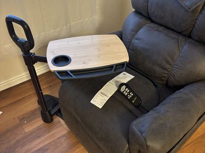 PR535 MaxiComfort Lift Assist Recliner