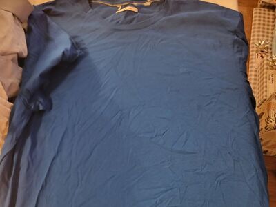 Men's size Large Calvin Klein