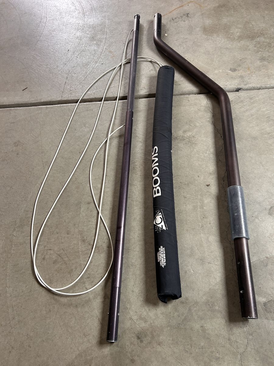 ECI Barefoot Boom (missing clamp)