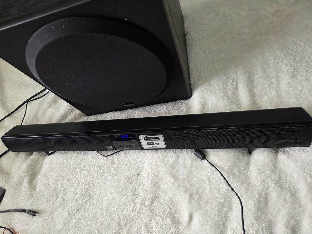 Sharp Soundbar w/remote and power cord
