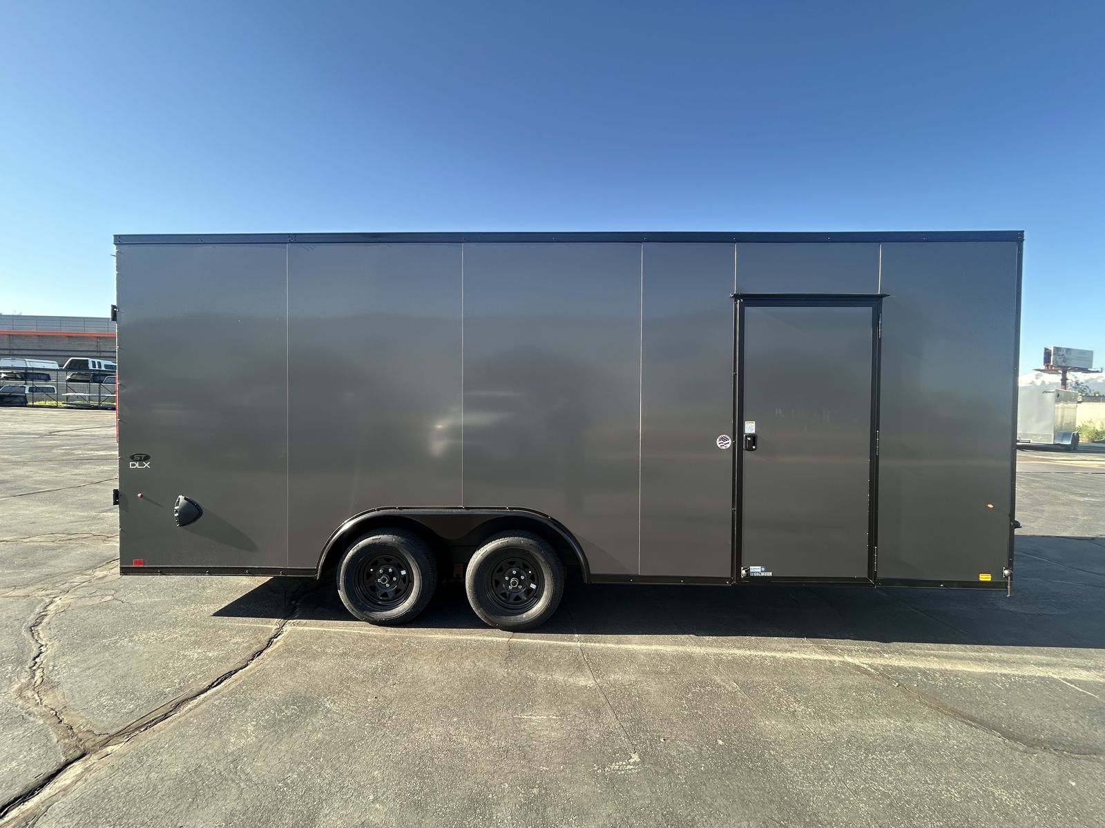 NEW 2026 8.5X20 ST DLX FLAT TOP V NOSE TANDEM AXLES 3500#LBS TRL#TT148932