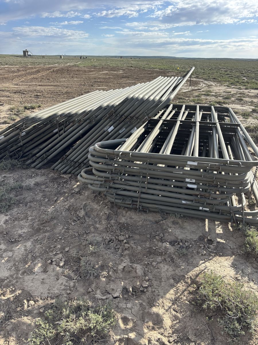 10’ corral panels