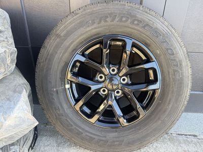 Brand new 2022 Jeep Gladiator OEM 17s Takeoffs