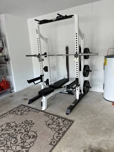 Fitness Gear Half Rack, Adjustable Bench, & 300LB Olympic Weight Set - Home Gym Package