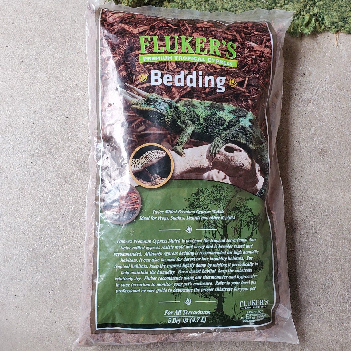 Fluker's Premium Tripical Cypress Bedding