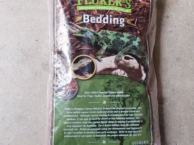 Fluker's Premium Tripical Cypress Bedding