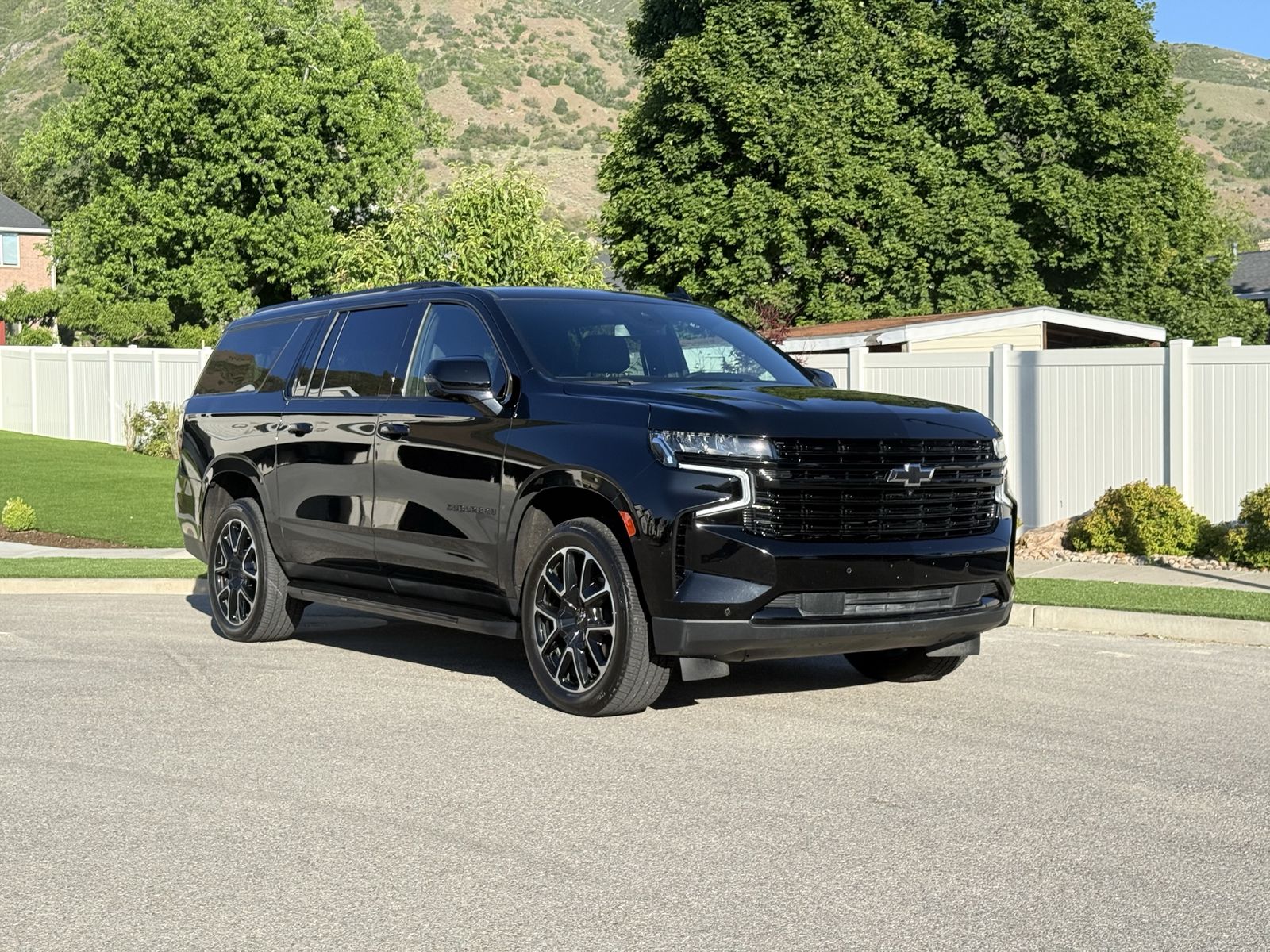 2024 Chevrolet Suburban RST