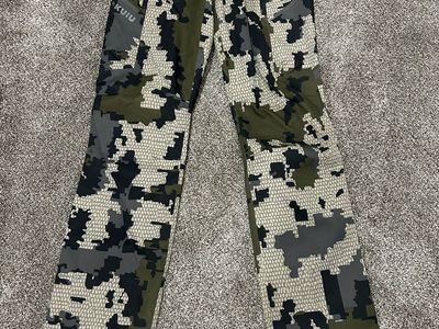 Hunting Pants Assortment Kuiu, Kings, etc