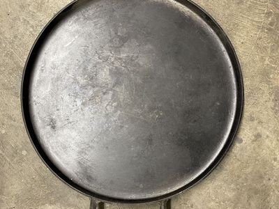 22" Cast Steel Skillet