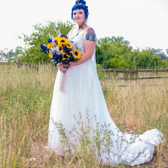 Size 16/18 White Wedding Dress with Ruched Bodice and Train