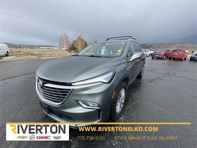 2022 Buick Enclave Essence