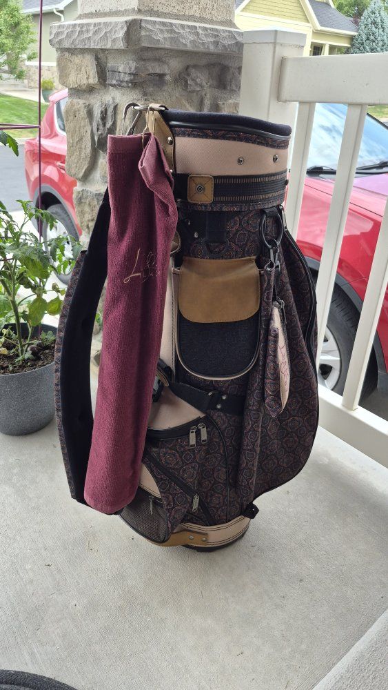 Main image 4