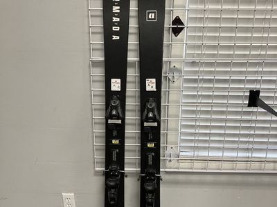 Used Armada Arv 100 172cm Skis w/ Atomic Strive 11 Bindings
