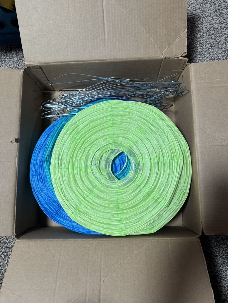 Solid Color Paper Lanterns - QTY 30