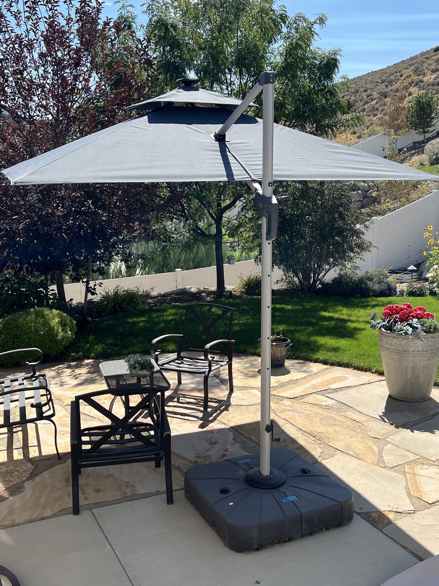 Outdoor Purple Leaf 10' Square Umbrella With Base