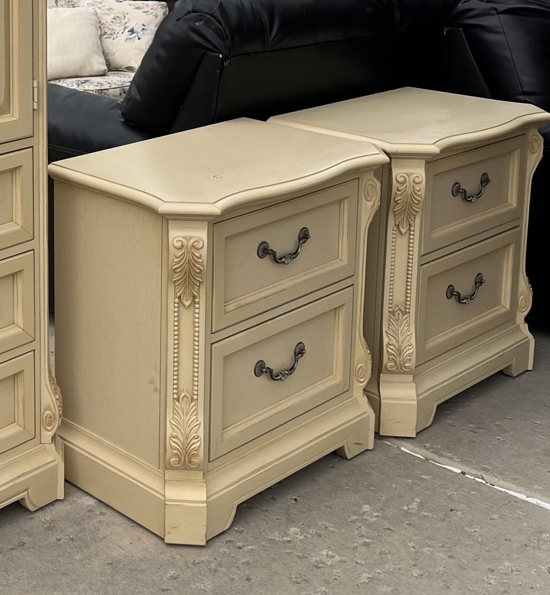 Pair of 2-Drawer Nightstands / End Tables