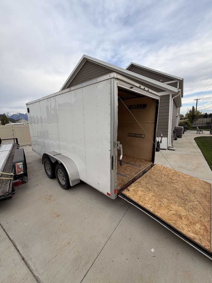 16’ wells cargo enclosed trailer