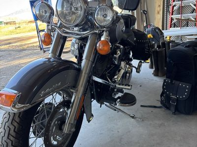 Harley-Davidson Softail Heritage Classic Cruiser Motorcycle