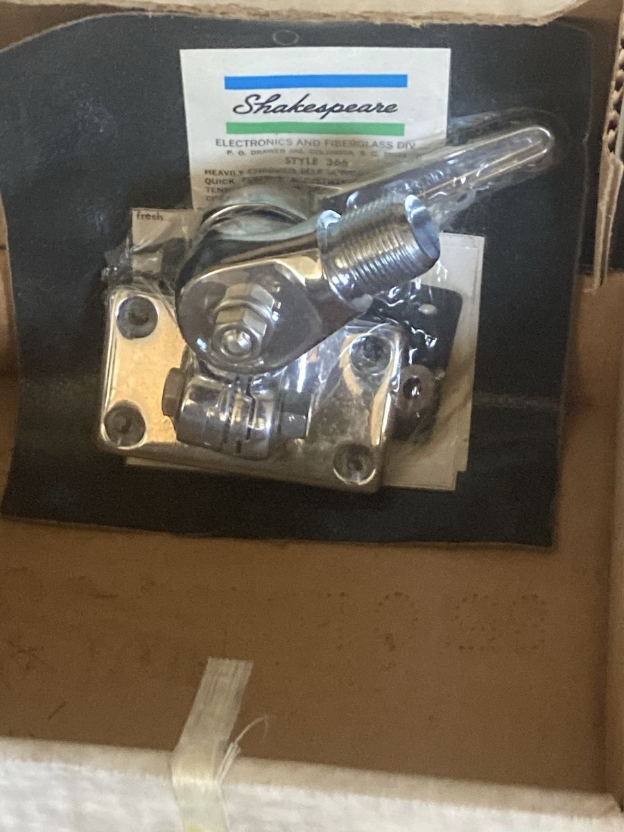 Shakespeare antenna mounts