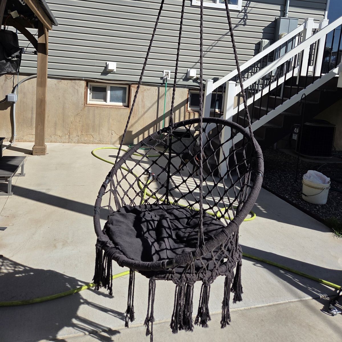 Hammock swinging chair