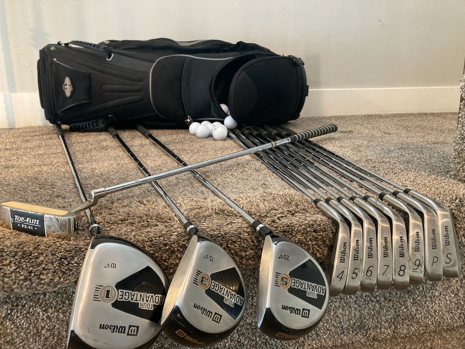 Wilson Tour Advantage Golf Club Set with Bag