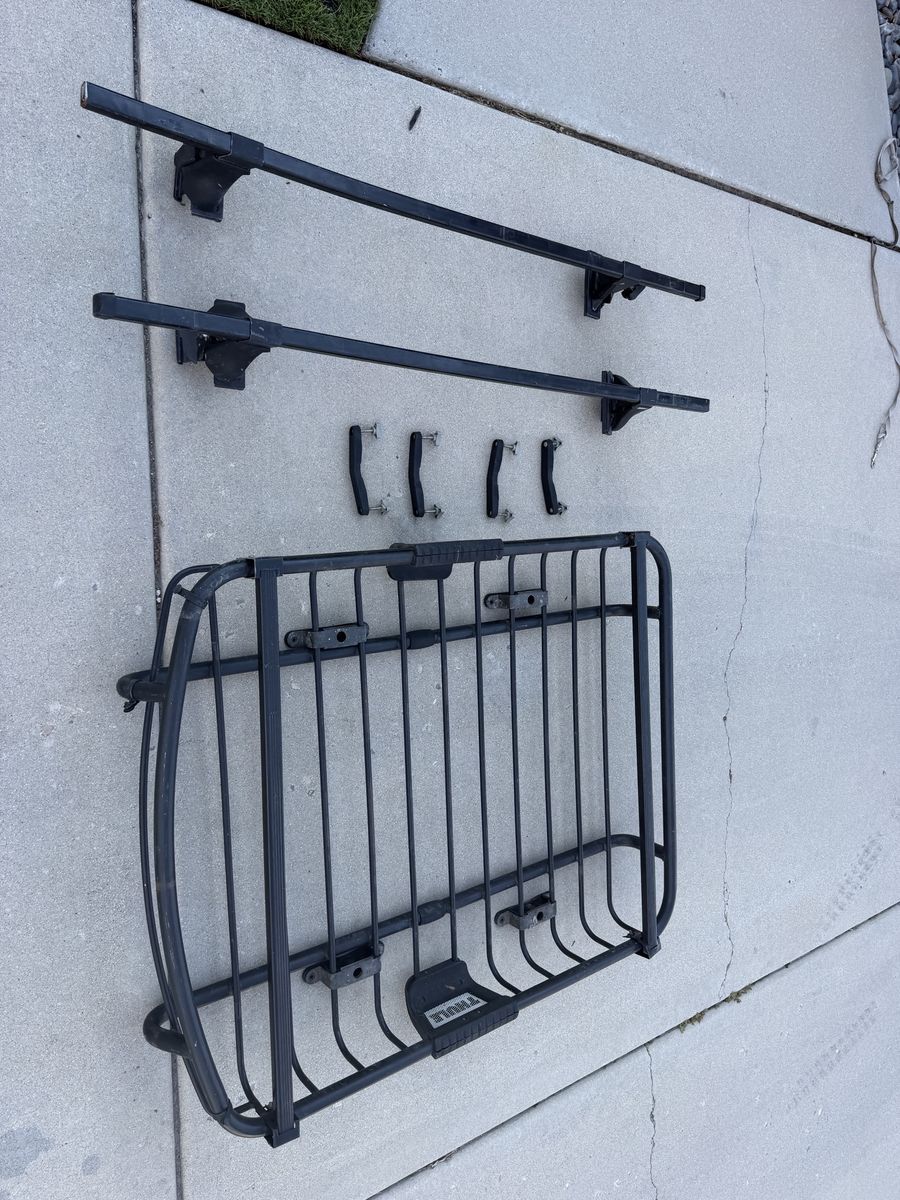 Thule Car rack and Cross bars