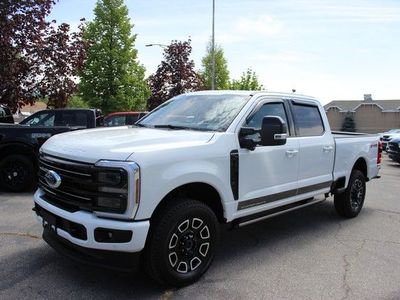 2025 Ford F-350 Super Duty Platinum