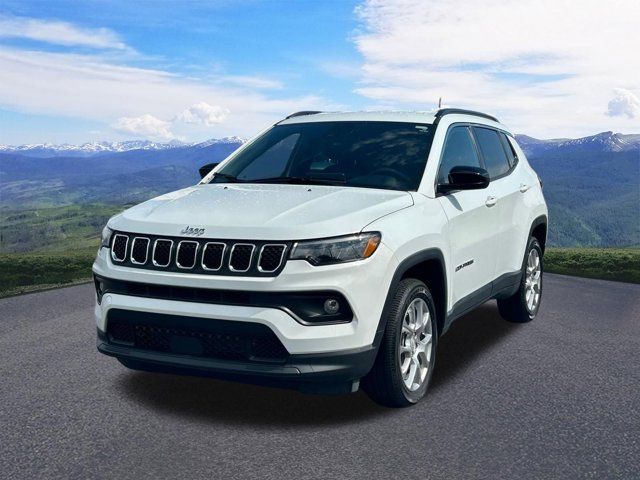 2024 Jeep Compass Latitude Lux