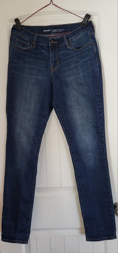 **WOMEN'S SIZE 10L JEANS**