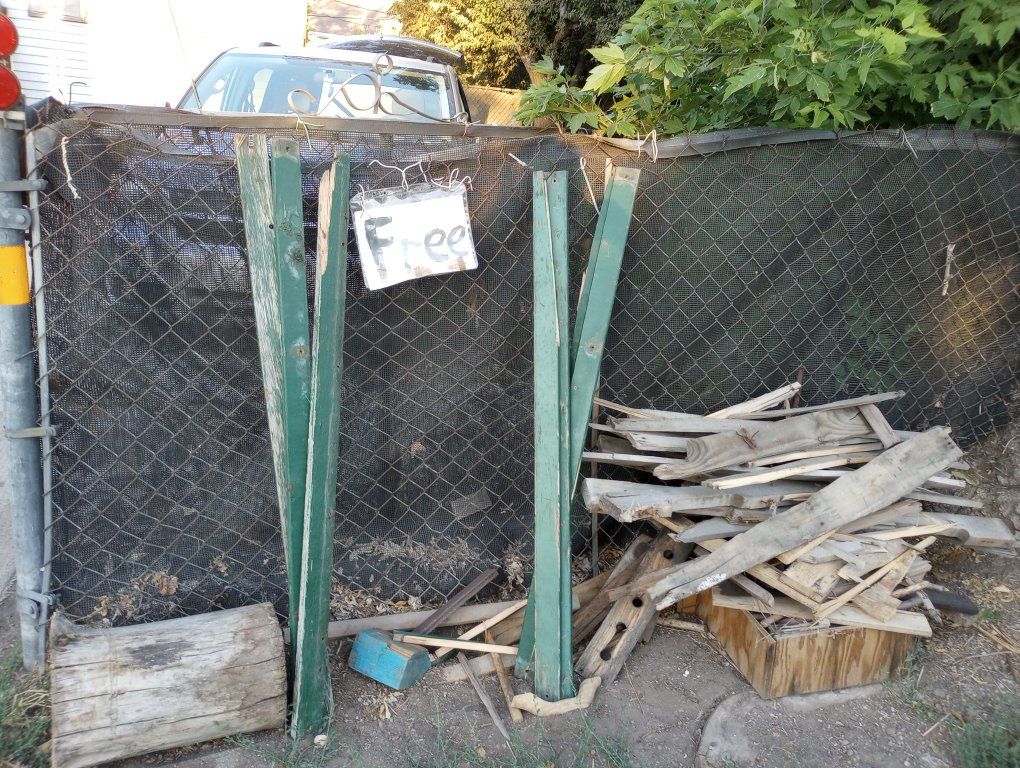 FREE  firewood
