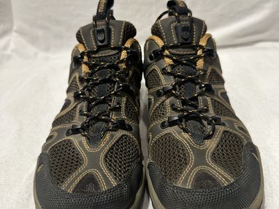 Ahnu men’s size 7.5 charcoal, gray hiking shoes