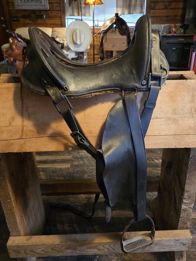 U.S. Model 1904 McClellan Calvary Saddle W/ brush