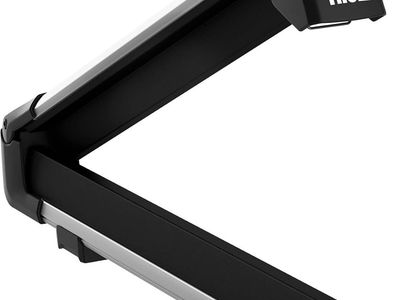 Thule SnowPack Ski/Snowboard Rack, Large (6 Pr/4 Boards), Silver