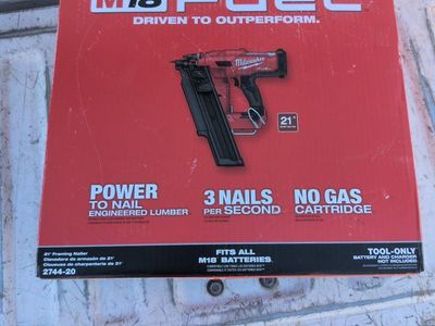 Milwaukee M18 Fuel Framing Nailer