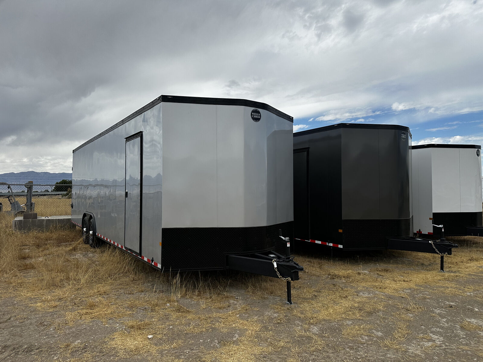 WELLS CARGO RF 8.5 X 28 EXTRA TALL!