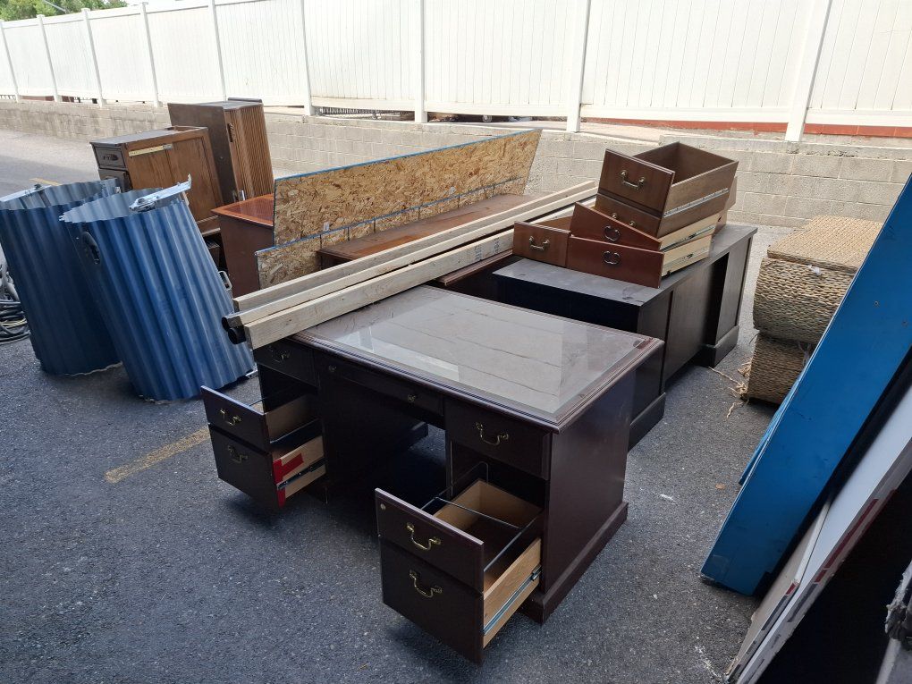 Main image 4