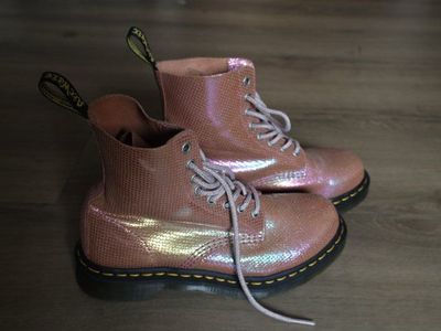 Dr. Martens 1460 Pascal Iridescent Pink Snake Print Combat Boots Women's US 7
