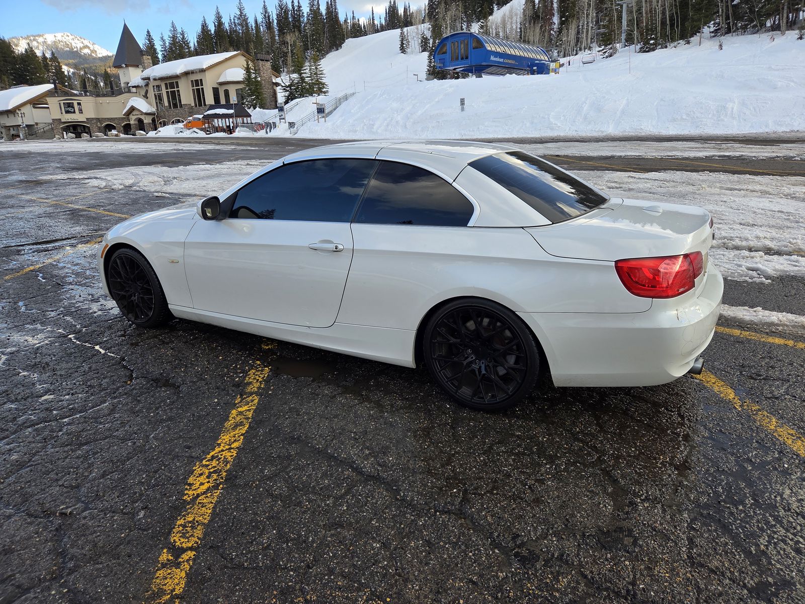 2011 BMW 3 Series 
