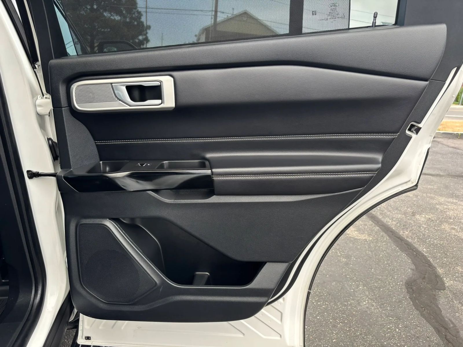 Main image 22