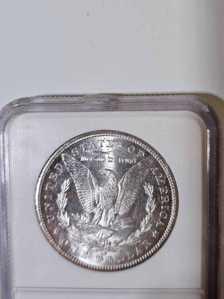 Main image 3