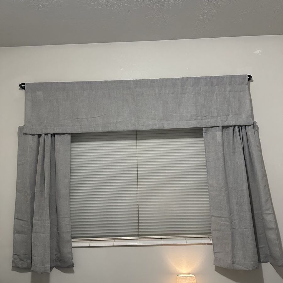 3-Panel Curtain set– SOFT SILVER (60"W x 36"L)