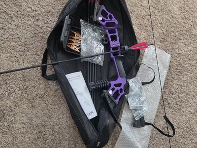 JinGyunArchery 51" Takedown Recurve Bow and Arrows Set Right Hand -Real Feather Carbon Arrows