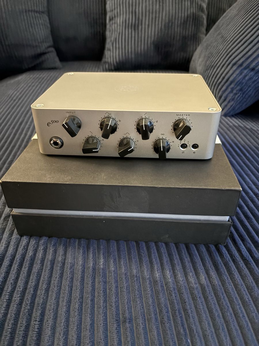 Darkglass Exponent 500 bass amp head