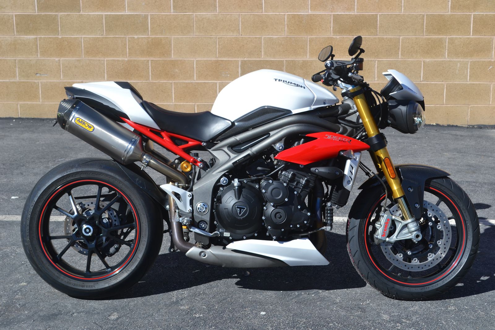 2017 Triumph Speed Triple 1050 R - LOW MILES