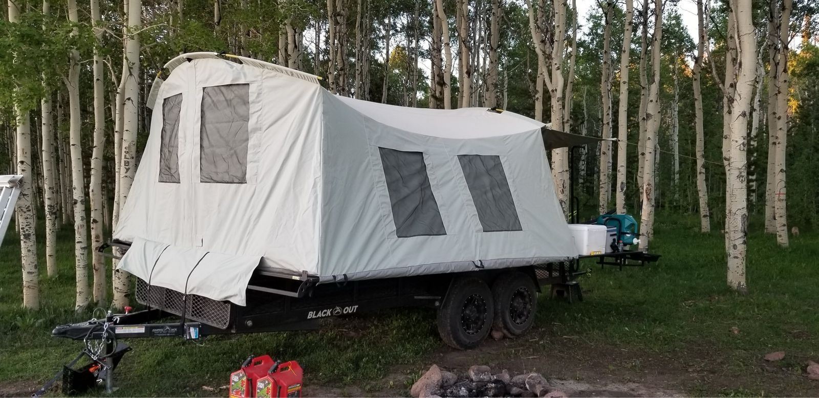 Jumping Jack Jumbo 6x17 Blackout Edition Trailer