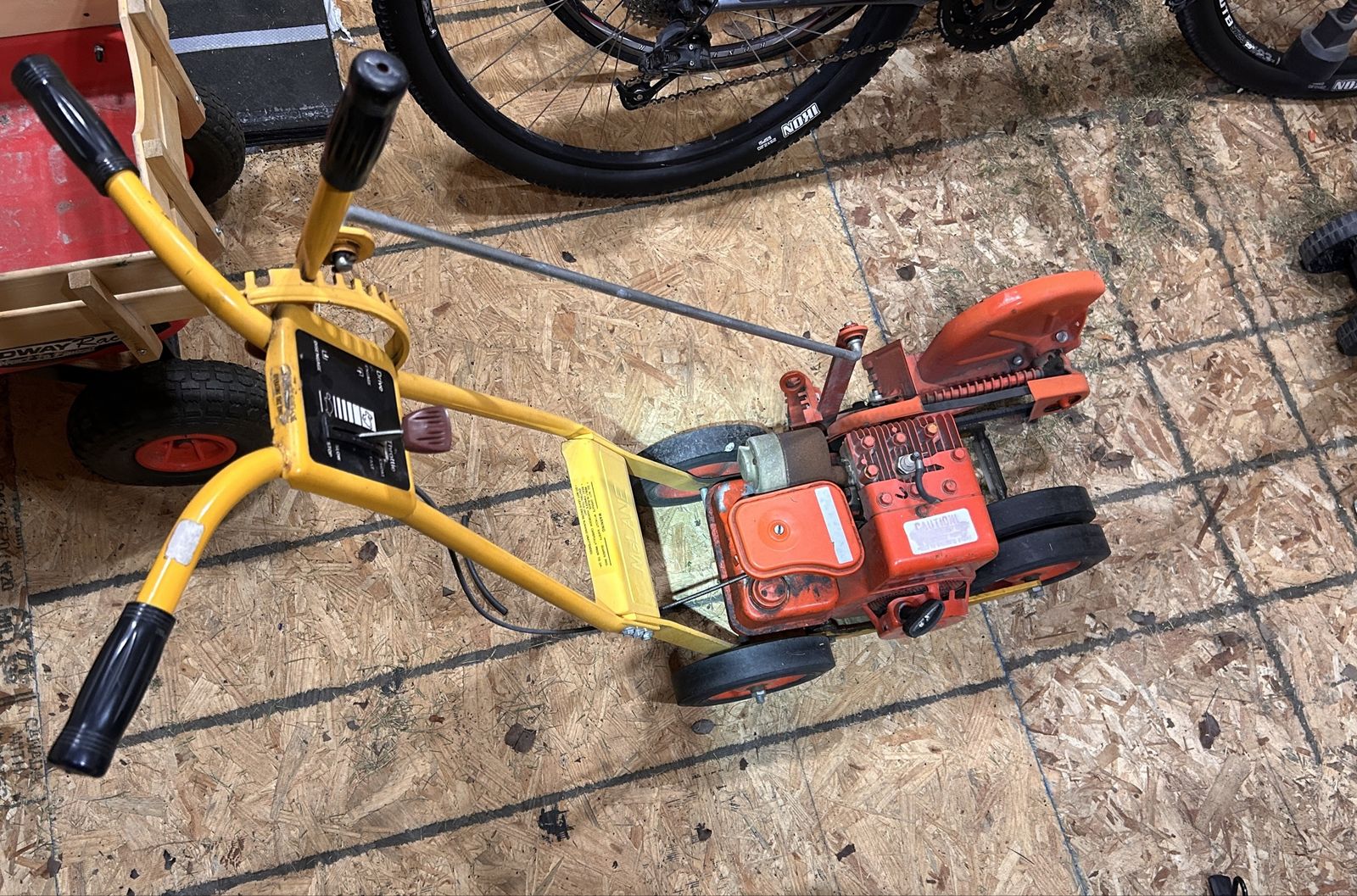 Gas Edger - Runs But Not Great