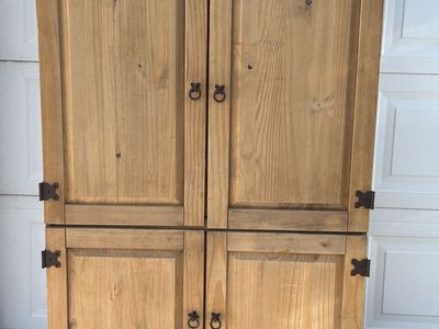 Armoire